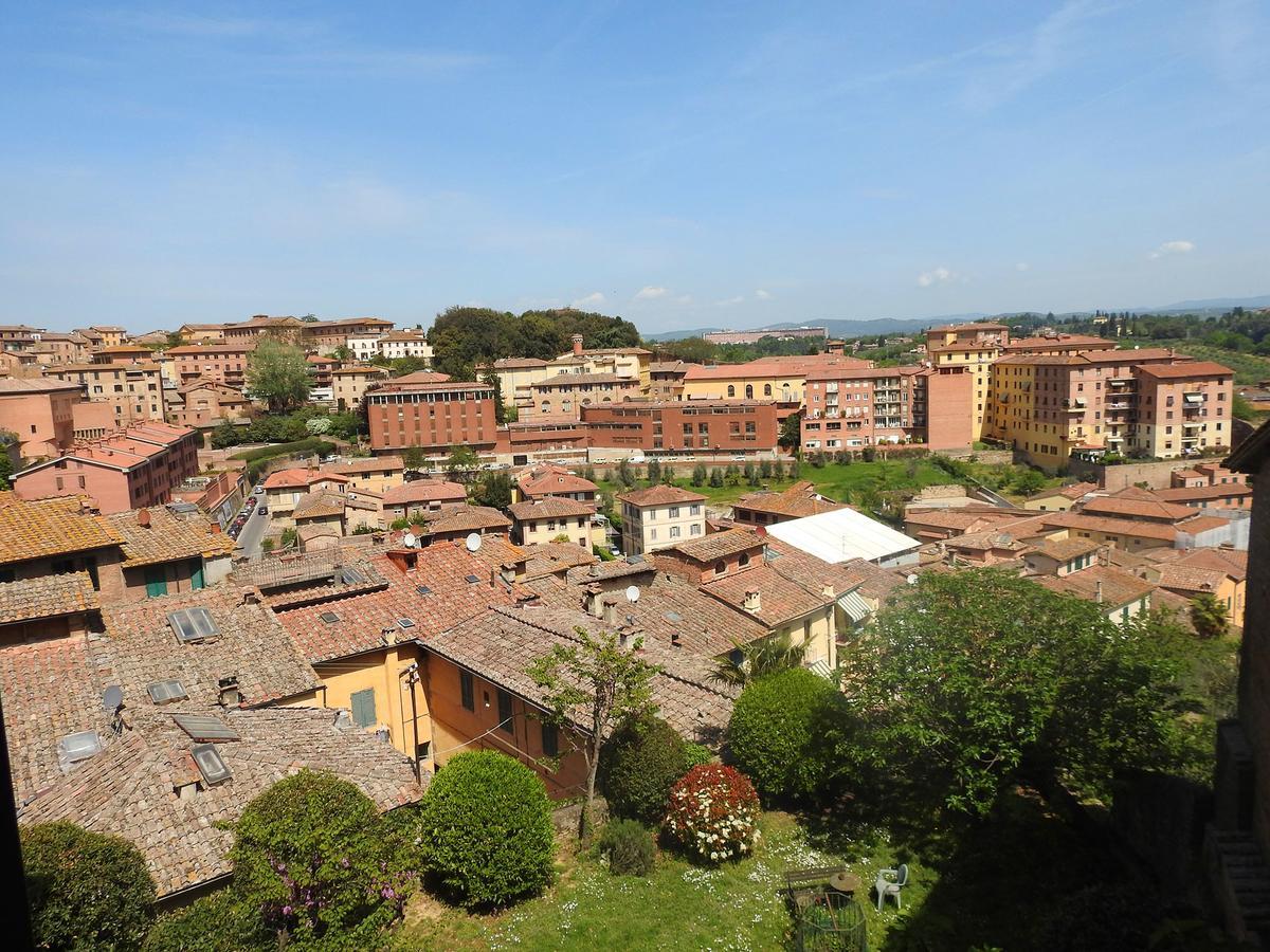 Appartamento Mimosa Siena Luaran gambar